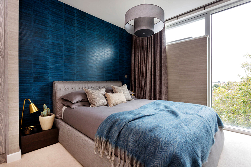 וילונות לילה עשויים בדים צפופים המגנים על החדר מפני חדירת אור בכל שעה ביום וילונות לילה עשויים בדים צפופים המגנים על החדר מפני חדירת אור בכל שעה ביום