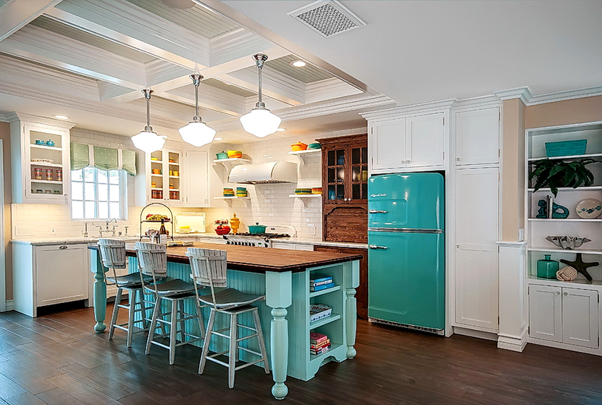 A hűtőszekrény méreteinek vizuálisan meg kell felelnie a szoba méreteinek A hűtőszekrény méreteinek vizuálisan meg kell felelnie a szoba méreteinek