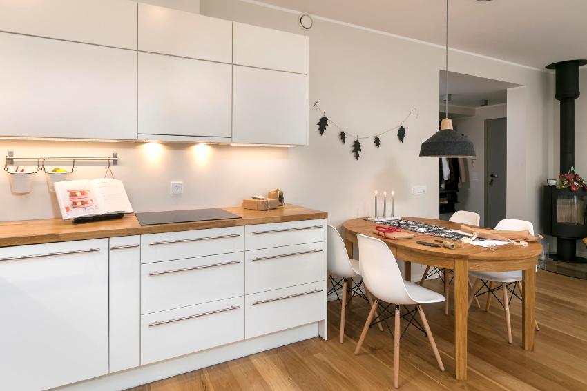 Szafki kuchenne naścienne są zawsze mniejsze niż szafki stojące Szafki kuchenne naścienne są zawsze mniejsze niż szafki stojące