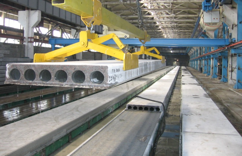 PB-plader er kendetegnet ved øgede dimensioner med en maksimal værdi på 12 m PB-plader er kendetegnet ved øgede dimensioner med en maksimal værdi på 12 m