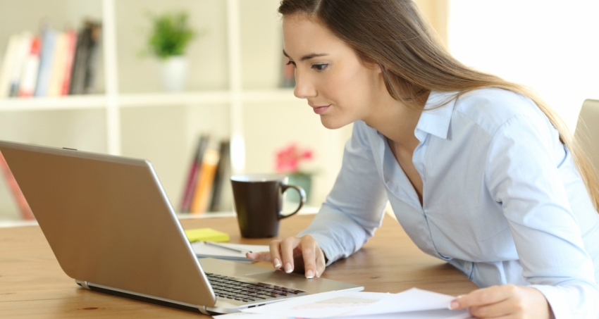 لإرسال قراءات العداد ، تحتاج إلى التسجيل في موقع الويب الخاص بالمرافق لإرسال قراءات العداد ، تحتاج إلى التسجيل في موقع الويب الخاص بالمرافق