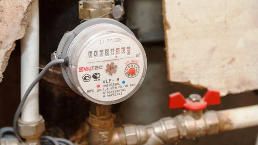 أخذ قراءات من عداد المياه ، لا تحتاج إلى تدوين جميع الأرقام أخذ قراءات من عداد المياه ، لا تحتاج إلى تدوين جميع الأرقام