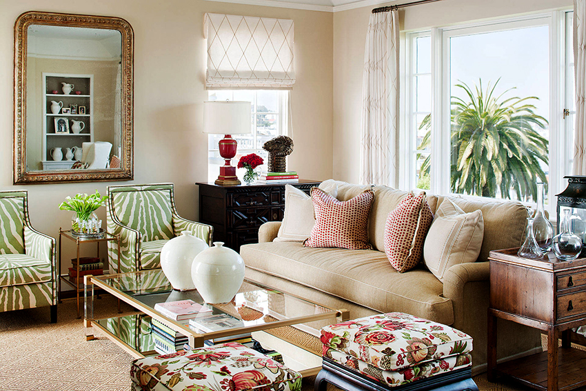 ตัวเลือกที่หลากหลายที่สุดคือโซฟาพับสองชั้น