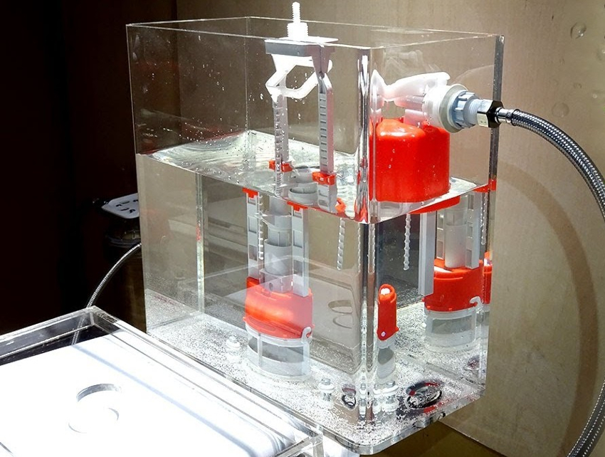 โดยปกติจะใช้อุปกรณ์พลาสติกในถังน้ำ โดยปกติจะใช้อุปกรณ์พลาสติกในถังน้ำ