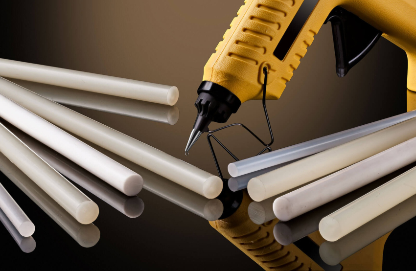 Οι κόλλες κόλλας διαφέρουν σε διάμετρο - 7 και 11 mm, καθώς και σε μήκος - 4-20 cm Οι κόλλες κόλλας διαφέρουν σε διάμετρο - 7 και 11 mm, καθώς και σε μήκος - 4-20 cm