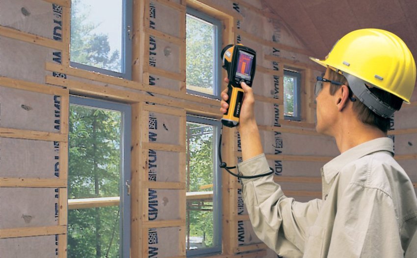 Termisk billedkontrol afslører alle defekter, der påvirker varmetab og krænkelse af det indendørs mikroklima Termisk billedkontrol afslører alle defekter, der påvirker varmetab og krænkelse af det indendørs mikroklima