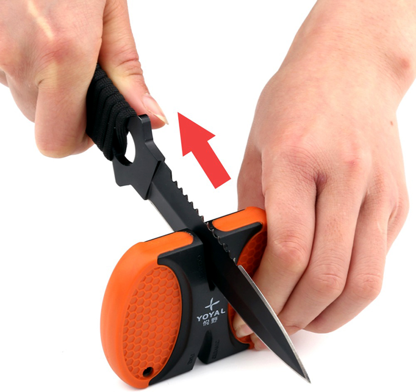 Ostrzałki Balisong mają wygodną konstrukcję i niewielkie rozmiary Ostrzałki Balisong mają wygodną konstrukcję i niewielkie rozmiary