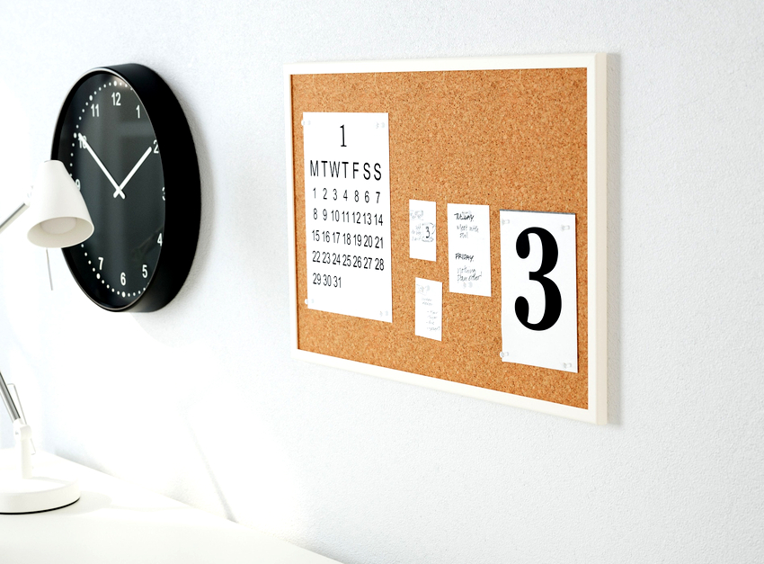 Fordelene ved at lave et korkbræt med egne hænder er evnen til at fremstille et produkt af den ønskede størrelse Fordelene ved at lave et korkbræt med egne hænder er evnen til at fremstille et produkt af den ønskede størrelse