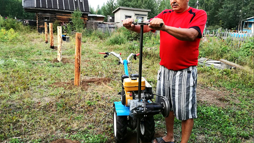Kettensägenbohrer werden zu unverzichtbaren Helfern auf der Farm Kettensägenbohrer werden zu unverzichtbaren Helfern auf der Farm