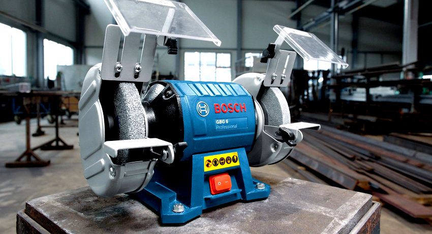 Οι μηχανές ακονίσματος μαχαιριών σάς επιτρέπουν να επαναφέρετε γρήγορα την κατάσταση κάθε λεπίδας Μηχανές ακονίσματος μαχαιριών: ένας βολικός τρόπος για να διατηρήσετε την τάξη του εργαλείου εργασίας σας