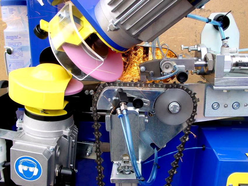 Sau khi cài đặt giá trị trên máy theo cách thủ công, việc mài sắc hoàn toàn tự động Sau khi cài đặt giá trị trên máy theo cách thủ công, việc mài sắc hoàn toàn tự động