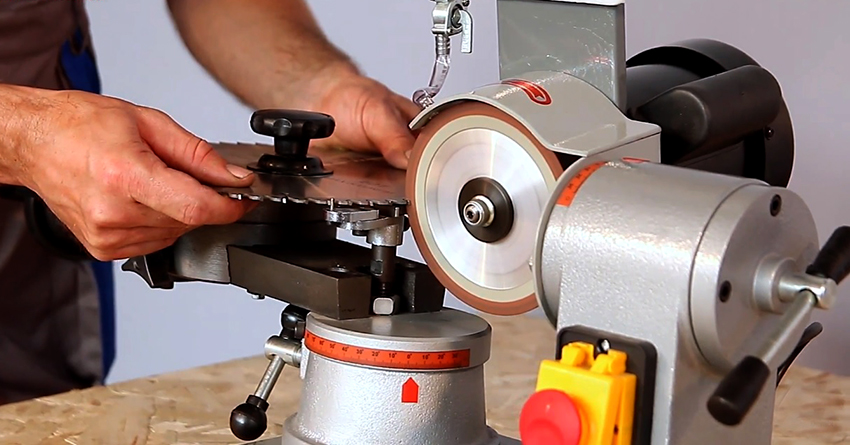 Ao afiar os discos, lembre-se do ângulo de corte Ao afiar discos, lembre-se do ângulo de corte