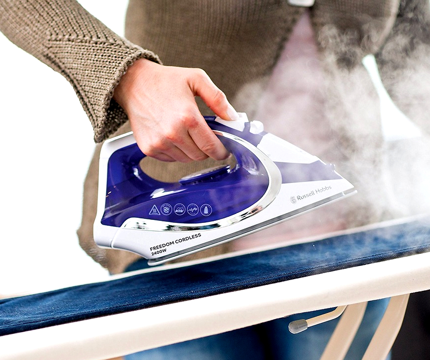 Az akkumulátoros vas optimális súlya 1,5 kg Az akkumulátoros vas optimális súlya 1,5 kg