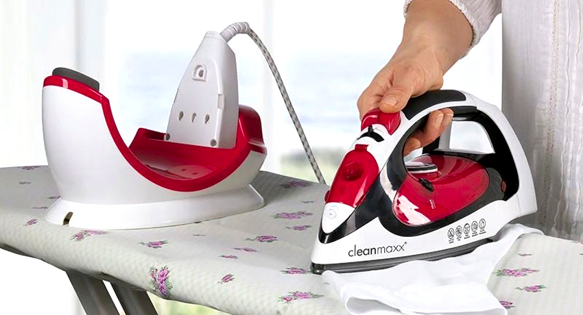 Az akkumulátoros vasaló rendelkezik a szokásos termék összes jellemzőjével, de vezeték nélkül a vasalódeszka bármely pontjára eljuthat Vezeték nélküli vasaló: kényelem és kényelem