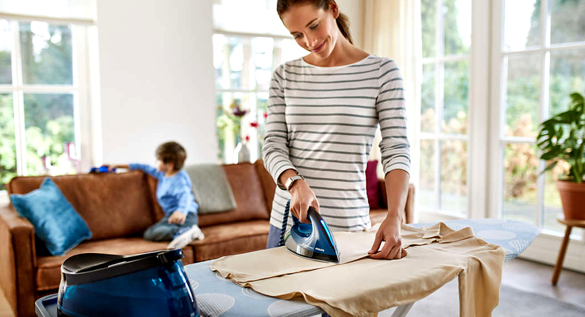 หากจำเป็นต้องรีดผ้าเป็นจำนวนมากทุกวันคุณไม่สามารถทำได้หากไม่มีเตารีดและเครื่องกำเนิดไอน้ำ เตารีดไอน้ำ: วิธีง่ายๆในการดูแลบ้านให้เป็นระเบียบเรียบร้อย