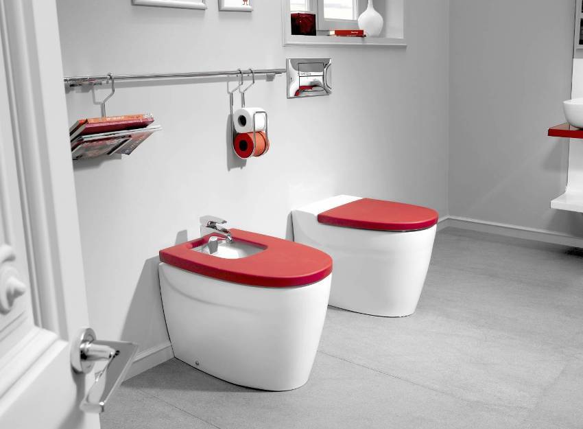 Το υψηλό κόστος του μπιντέ δικαιολογείται από την άνεση και τα οφέλη που προσφέρει η λειτουργία της συσκευής Το υψηλό κόστος του μπιντέ δικαιολογείται από την άνεση και τα οφέλη που προσφέρει η λειτουργία της συσκευής