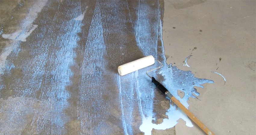 Tekutú vrchnú zmes je možné nanášať na čerstvý betónový poter aj na staré podlahy Tekutú vrchnú zmes je možné nanášať na čerstvý betónový poter aj na staré podlahy