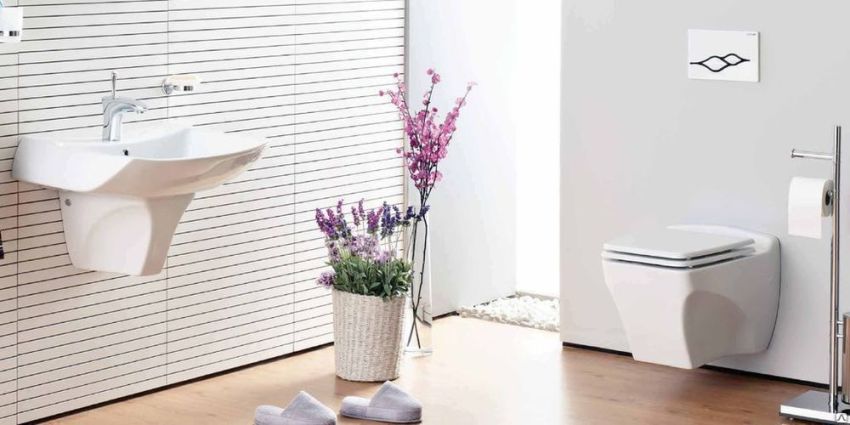 W topowych modelach z funkcją bidetu spray nie rozlewa się na boki W topowych modelach z funkcją bidetu spray nie rozlewa się na boki