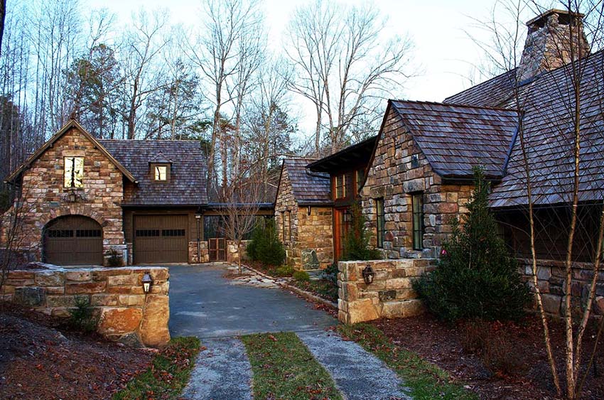 Et en-etasjers hus bygges ganske raskt, og konstruksjonen vil være økonomisk levedyktig. Et en-etasjers hus bygges ganske raskt, og konstruksjonen vil være økonomisk levedyktig.