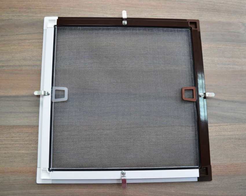 Pentru a asambla o plasă de țânțari, mai întâi trebuie să achiziționați setul necesar de materiale Pentru a asambla o plasă de țânțari, mai întâi trebuie să achiziționați setul necesar de materiale