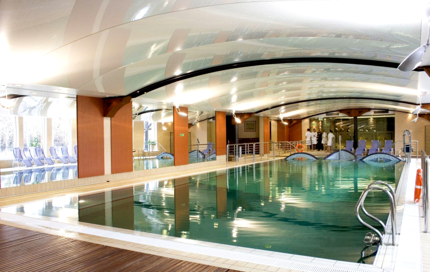 תקרות מתיחה לפי עיצוב וצורה מקושתות, גלי, חרוטי וצורת פעמון תקרות מתיחה לפי עיצוב וצורה מקושתות, גלי, חרוטי וצורת פעמון