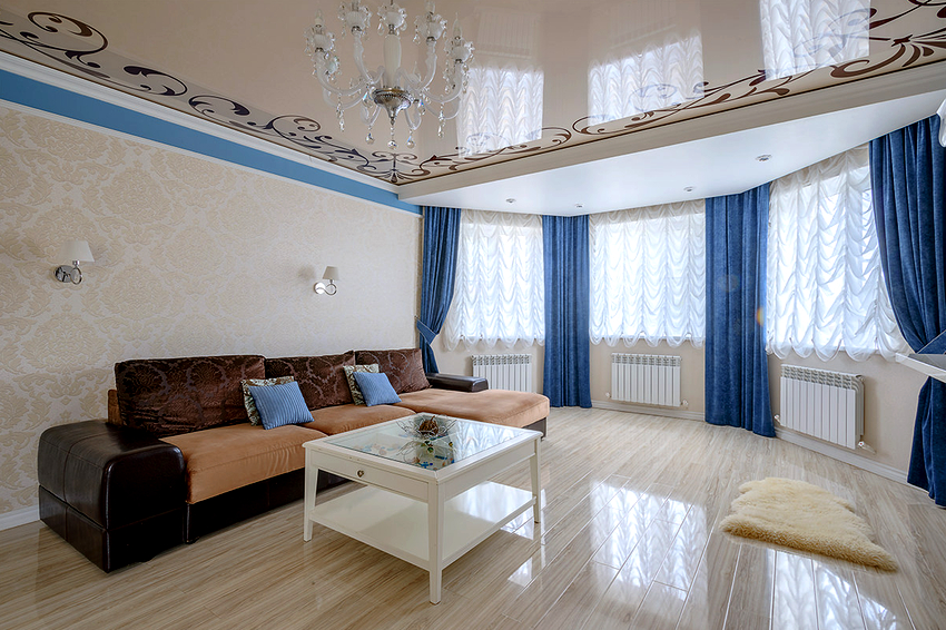 החיסרון של תקרות מתיחה הוא הסבירות הגבוהה לפגיעה בבד עם חפצים חדים החיסרון של תקרות מתיחה הוא הסבירות הגבוהה לפגיעה בבד עם חפצים חדים