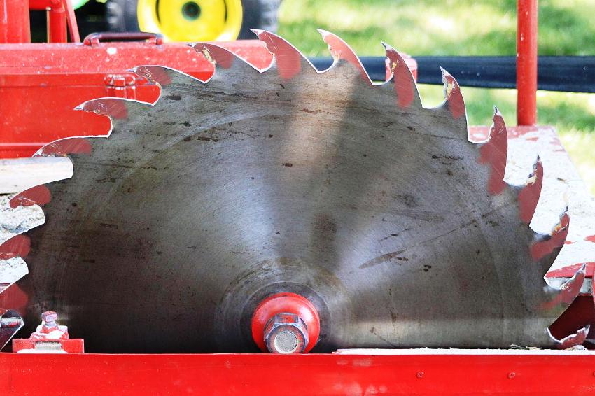 Kreisscheiben können für Holz und Metall sein Kreisscheiben können für Holz und Metall sein