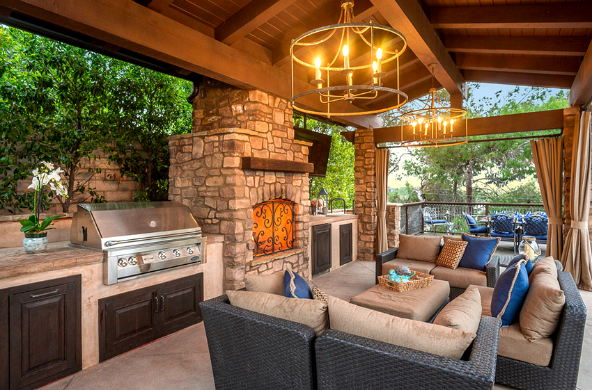 החופה לאזור המנגל יכולה להיות קשה או רכה החופה לאזור המנגל יכולה להיות קשה או רכה