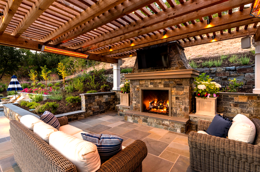 לרוב, אזורי ברביקיו לבתים פרטיים בנויים מלבנים, מתכות או אבן לרוב, אזורי ברביקיו לבתים פרטיים בנויים מלבנים, מתכות או אבן