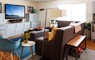 Σε ποιο ύψος να κρεμάσετε την τηλεόραση στον τοίχο για βολική και ασφαλή προβολή