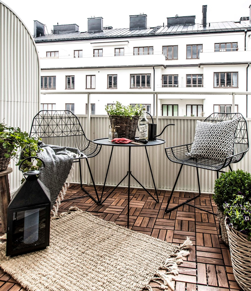 Balkone und Loggien haben sowohl Ähnlichkeiten als auch Unterschiede Balkone und Loggien haben sowohl Ähnlichkeiten als auch Unterschiede