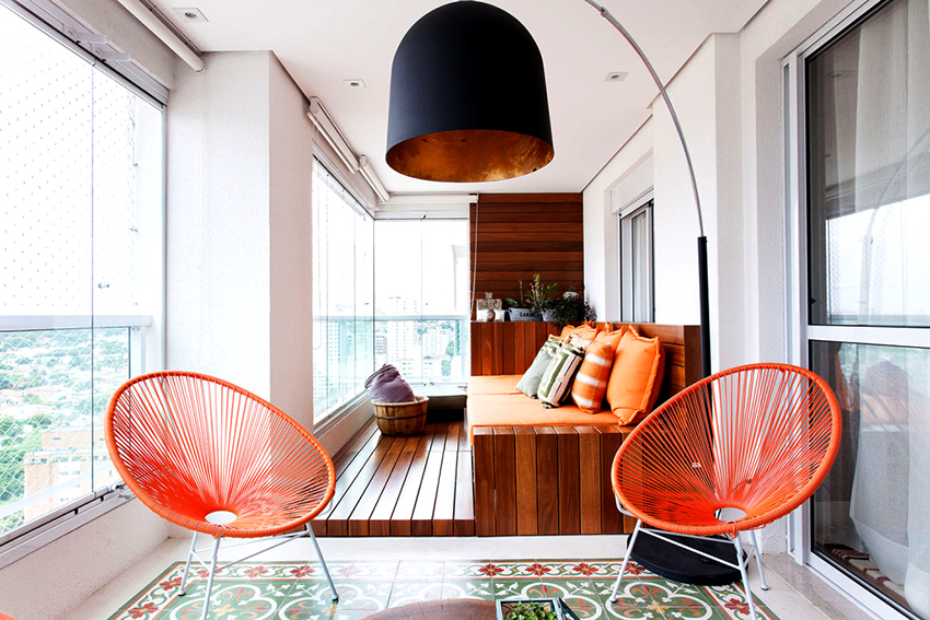 Bevor Sie das Innere des Balkons erstellen, müssen Sie den Zweck des Raums festlegen Bevor Sie das Innere des Balkons erstellen, müssen Sie den Zweck des Raums festlegen