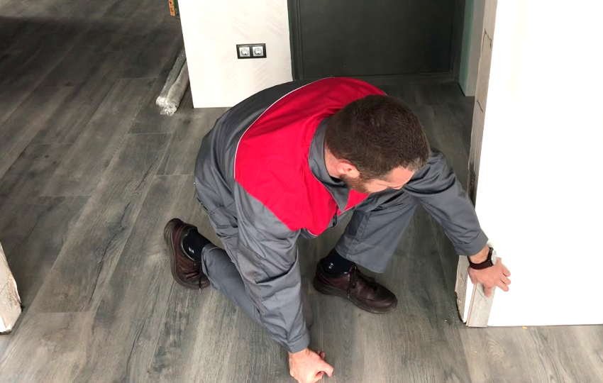 At lægge et enkelt gulvbelægning er en kompleks proces, der kræver professionelle færdigheder. At lægge et enkelt gulvbelægning er en kompleks proces, der kræver professionelle færdigheder.