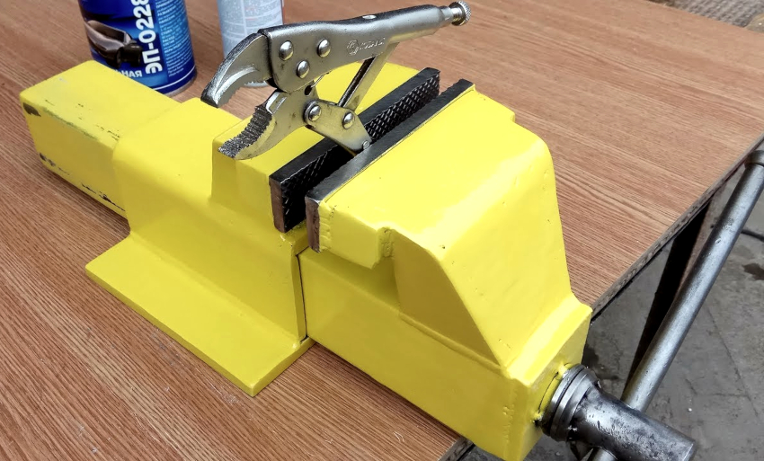 Helpoin tapa tehdä lukkosepän varapuheenjohtaja on tehdä se itse kanavalta Helpoin tapa tehdä lukkosepän varapuhe on kanavalta