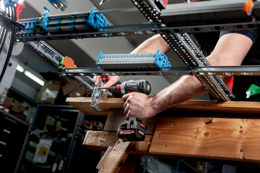 มอเตอร์ไขควงไร้แปรงถ่านสามารถปิดได้สนิทจึงป้องกันฝุ่นและความชื้น มอเตอร์ไขควงไร้แปรงถ่านสามารถปิดได้สนิทจึงป้องกันฝุ่นและความชื้น