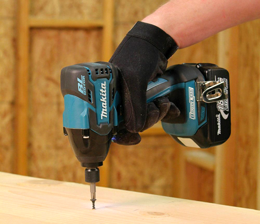 รุ่นของไขควงไร้แปรงถ่าน LXDT06, LXDT08 DF332DWAX1 เป็นความภาคภูมิใจของ บริษัท Makita ในญี่ปุ่น รุ่นของไขควงไร้แปรงถ่าน LXDT06, LXDT08 DF332DWAX1 เป็นความภาคภูมิใจของ บริษัท Makita ในญี่ปุ่น