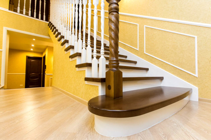 A distância entre os postes das grades de madeira não deve ser superior a 20 cm A distância entre os postes das grades de madeira não deve ser superior a 20 cm