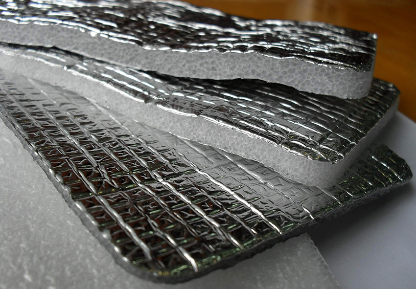 Materialet kan brukes til både innendørs og utendørs bruk Materialet kan brukes til både innendørs og utendørs bruk