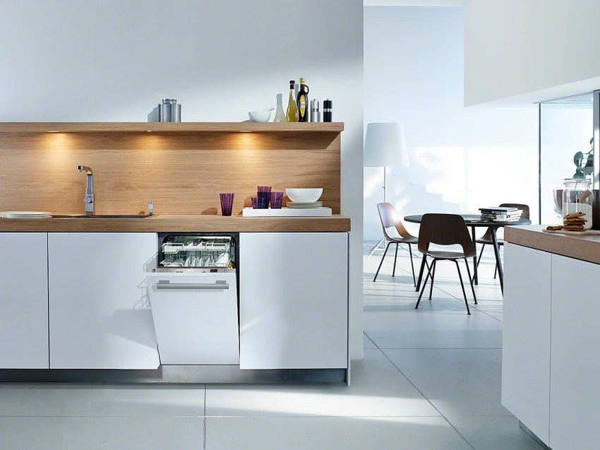 Instalowanie małych zmywarek niewiele różni się od podłączania standardowych modeli Instalowanie małych zmywarek niewiele różni się od podłączania standardowych modeli