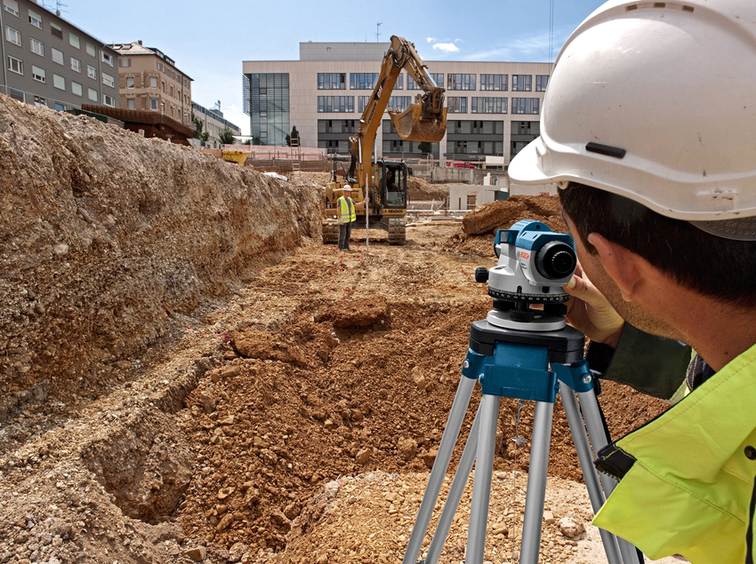 Os níveis são usados não apenas para a construção de edifícios, mas também durante as obras de decoração de interiores Os níveis são usados não apenas para a construção de edifícios, mas também durante as obras de decoração de interiores