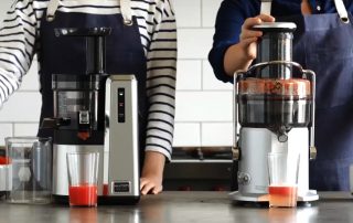 เครื่องคั้นน้ำผลไม้ชนิดใดดีกว่า: สว่านหรือแรงเหวี่ยงการเปรียบเทียบอุปกรณ์