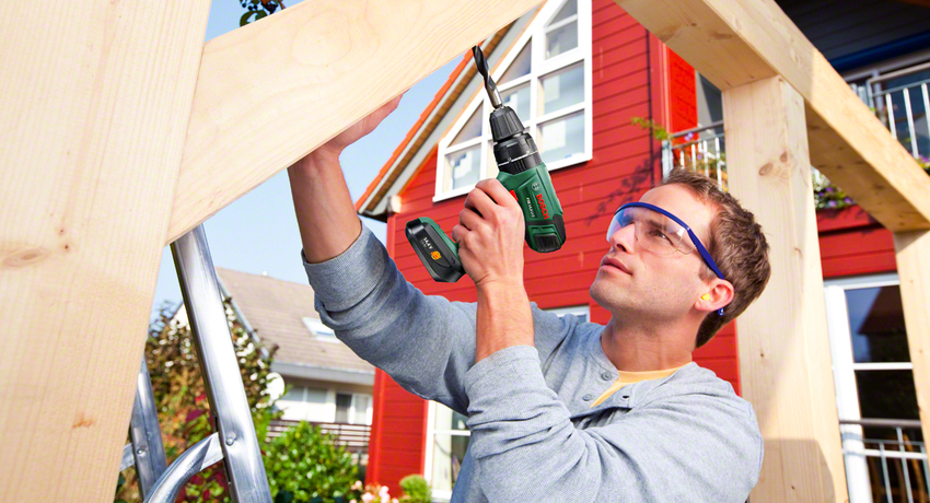 Uma chave de fenda é uma ferramenta com a qual vários tipos de fixadores são torcidos ou torcidos, bem como furos são feitos Como escolher uma chave de fenda para tornar o dispositivo um verdadeiro ajudante doméstico