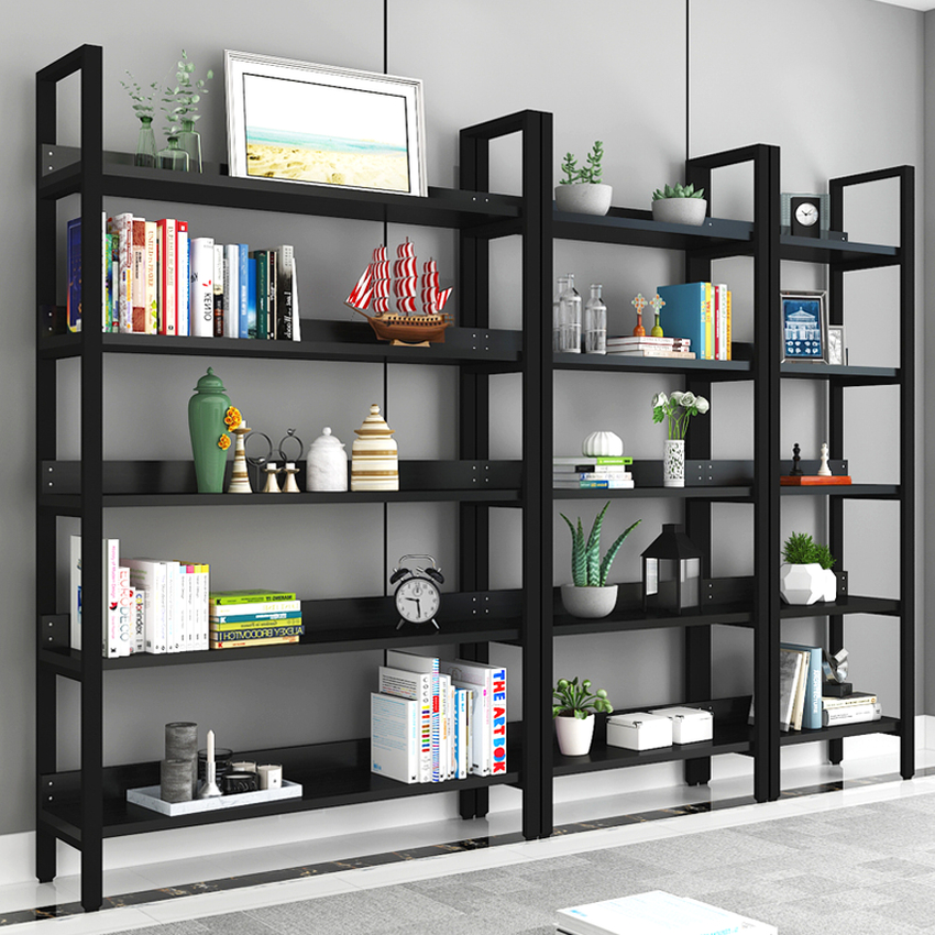 A estante de livros é um móvel indispensável. A estante de livros é um móvel indispensável.