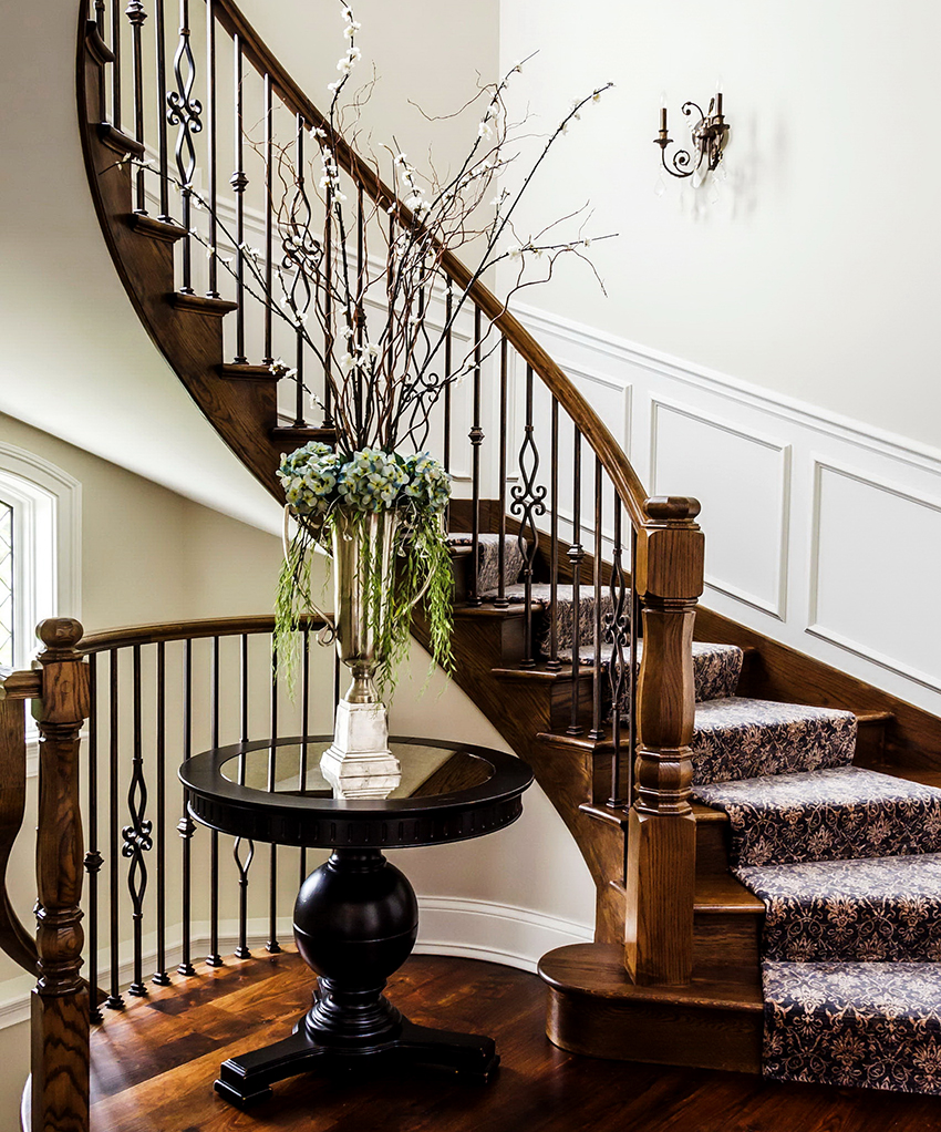 Kovani proizvodi dobivaju se hladnom ili vrućom obradom Kovani proizvodi dobivaju se hladnom ili vrućom obradom