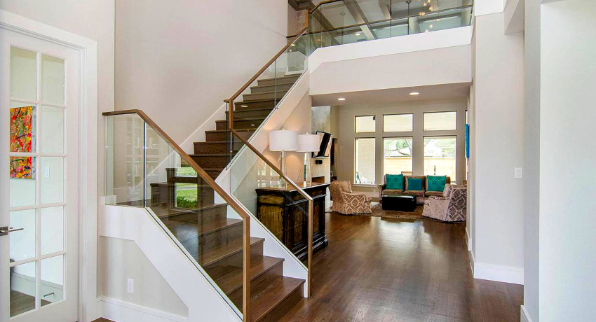 Osim što osiguravaju sigurnost, ograde imaju i estetsku funkciju. Osim što osiguravaju sigurnost, ograde imaju i estetsku funkciju.