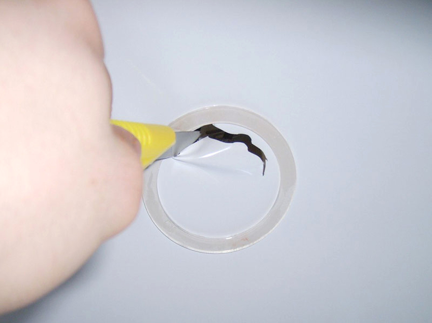 Yksi tapa poistaa leikkaus on asentaa ylimääräinen valokeila. Yksi tapa poistaa leikkaus on asentaa ylimääräinen valokeila.