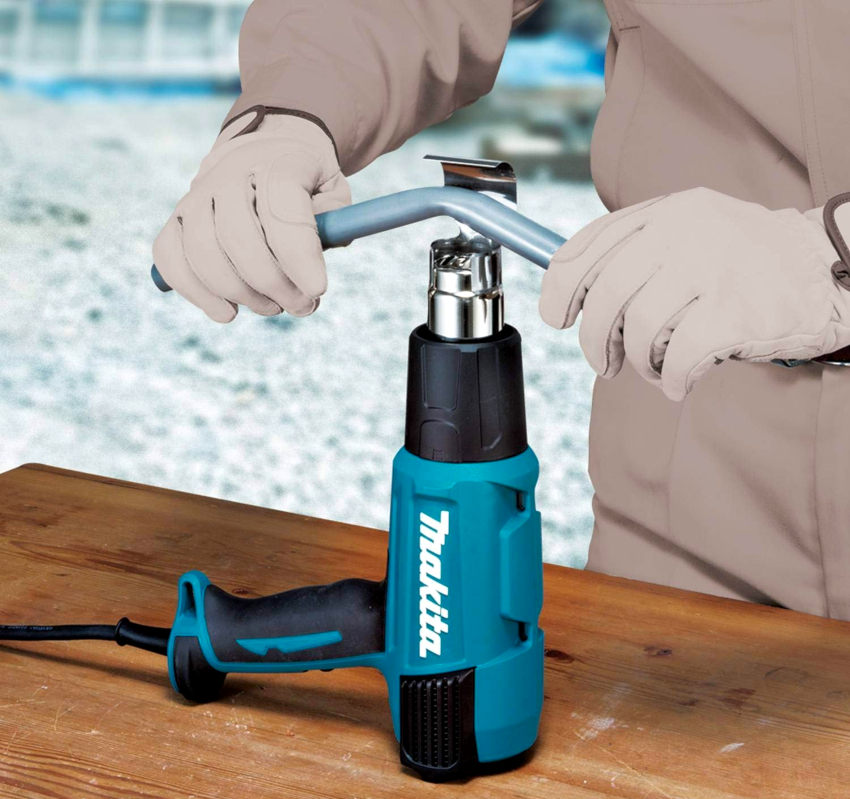 Konstruktion hårtørrere Makita kan udstyres med funktionen trin-for-trin temperaturindstilling Konstruktion hårtørrere Makita kan udstyres med funktionen trin-for-trin temperaturindstilling