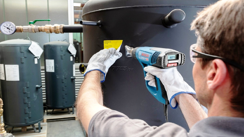 Tilstedeværelsen af en skærm i opbygningen af hårtørrer gør processen med deres drift så optimeret som muligt Tilstedeværelsen af en skærm i opbygningen af hårtørrer gør processen med deres drift så optimeret som muligt