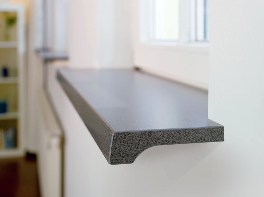 Le seuil en stratifié CPL résiste même aux attaques chimiques Le seuil en stratifié CPL résiste même aux attaques chimiques