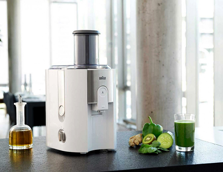 Bràun J500 Multіquick 5 -juorimehu on varustettu stop-drop-vaihtoehdolla Bràun J500 Multіquick 5 -juorimehu on varustettu stop-drop-vaihtoehdolla